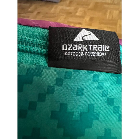 Ozark Trail Kid's sleeping bag - Picture 3 of 3